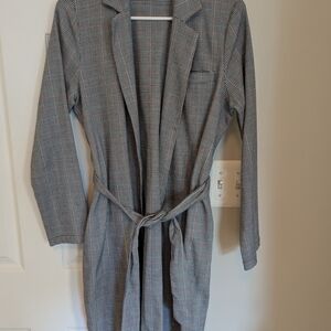 Forever 21 Contemporary Black,White,Red,&Blue Houndstooth Checked Plaid Jacket S